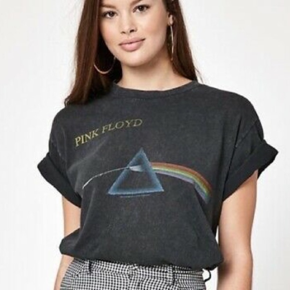 brandy melville cropped pink floyd tee
